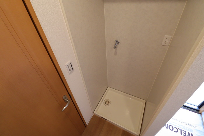 その他設備　防水パン付き洗濯機
