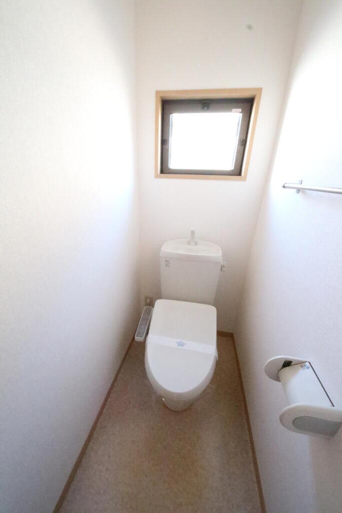 ローズコート小松Eのトイレ写真