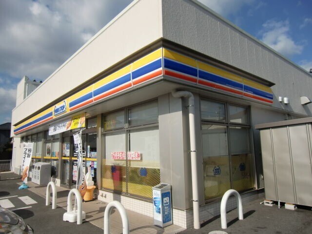 コンビニ　ミニストップ浜松入野町店（コンビニ）まで384m