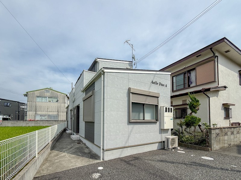 アジール・デュオA・Bの外観写真