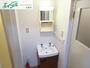 洗面設備　同物件別部屋の写真