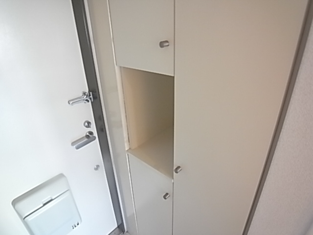 玄関　きれいな玄関です。