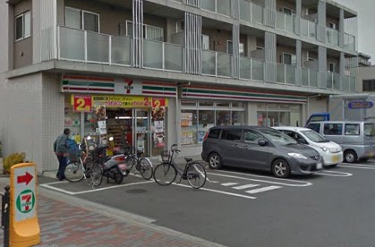 コンビニ　セブンイレブン　練馬高野台４丁目店（コンビニ）まで493m
