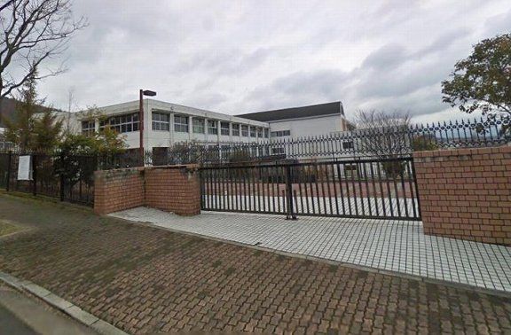 小学校　京都市立桂坂小学校（小学校）まで819m