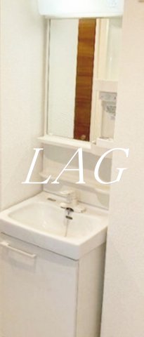 洗面設備　独立洗面台です。