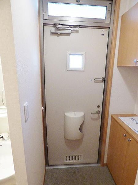 玄関　参考写真