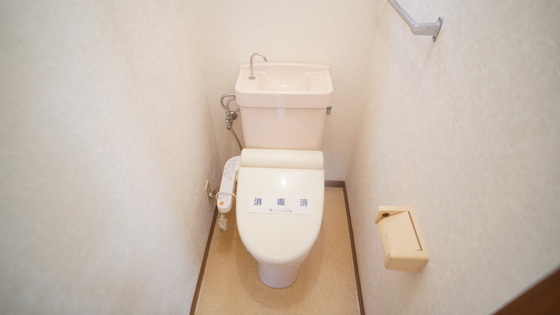 トイレ　シャワー付きトイレ
