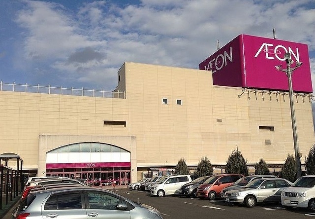 ショッピングセンター　イオン福島店（ショッピングセンター）まで900m