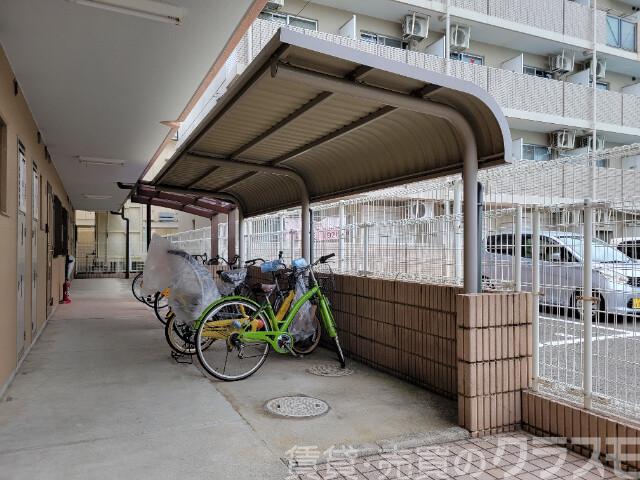 その他共有部分　屋根付き駐輪場