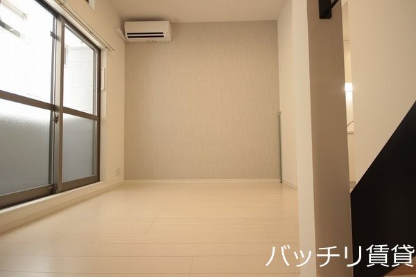 バルコニー　同シリーズの別号室の画像。現況を優先します。