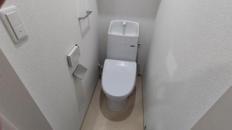 トイレ　シャワー付トイレ