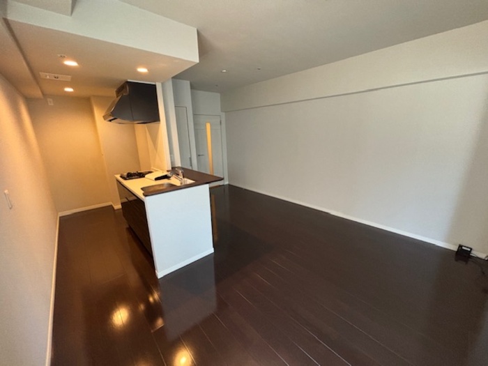 居室・リビング　同マンション別部屋：参考写真