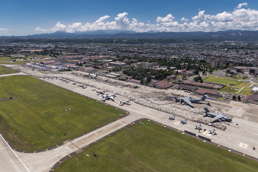 その他　在日米空軍横田基地　YOKOTA AB.（その他）まで263m
