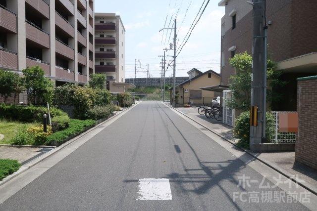 その他　前面道路（その他）まで1m