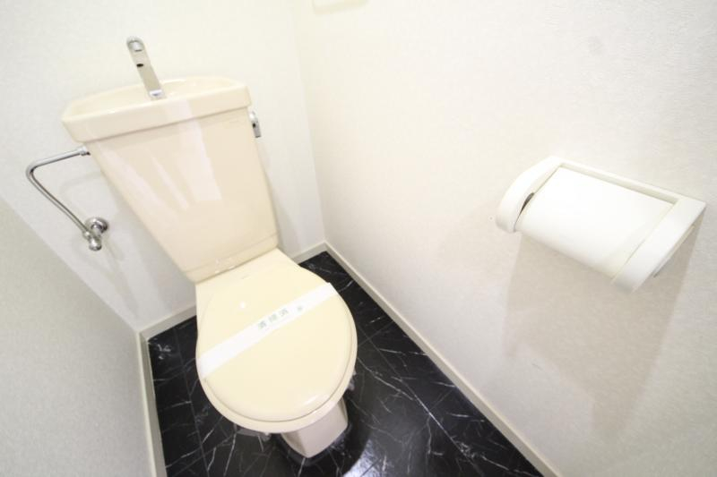 トイレ　コンパクトで使いやすいトイレです