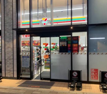 コンビニ　セブンイレブン エミオひばりケ丘店（コンビニ）まで339m
