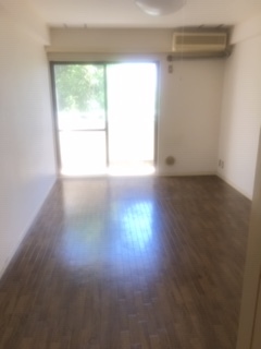居室・リビング　他のお部屋です