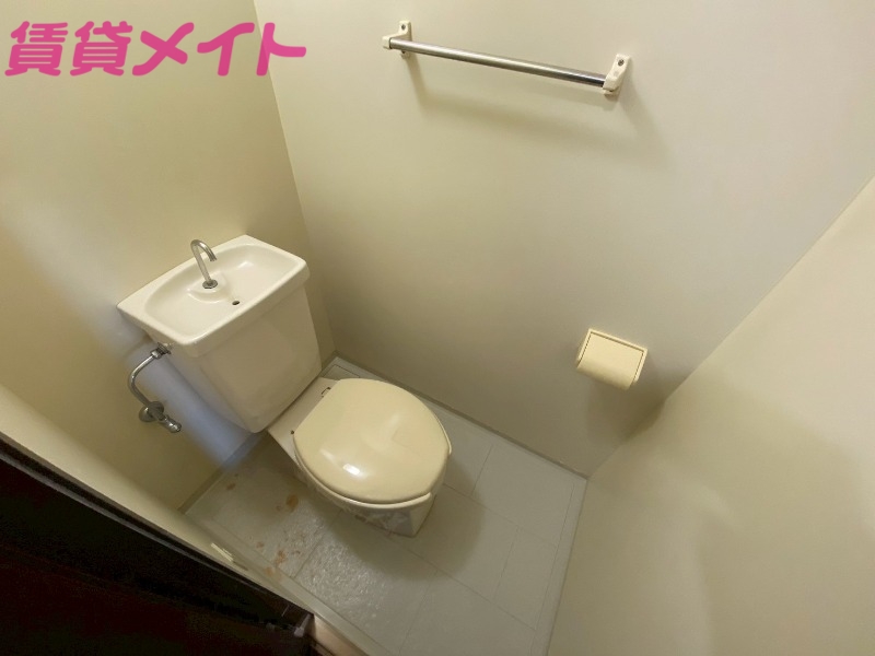 トイレ　別部屋画像参考