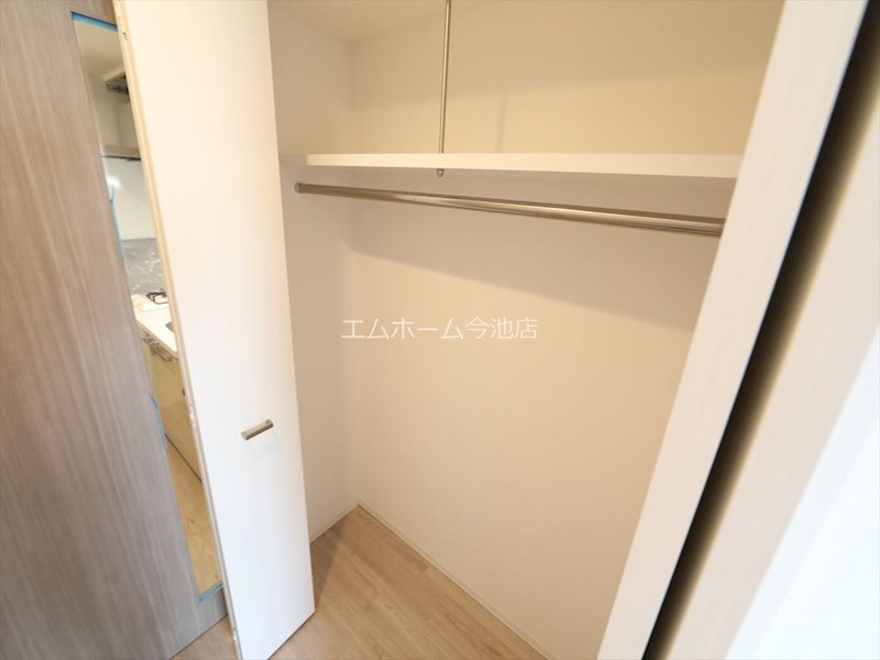 収納　クローゼット（収納スペース充実しています）