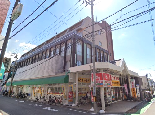 ドラックストア　スギ薬局豊津店（ドラッグストア）まで346m