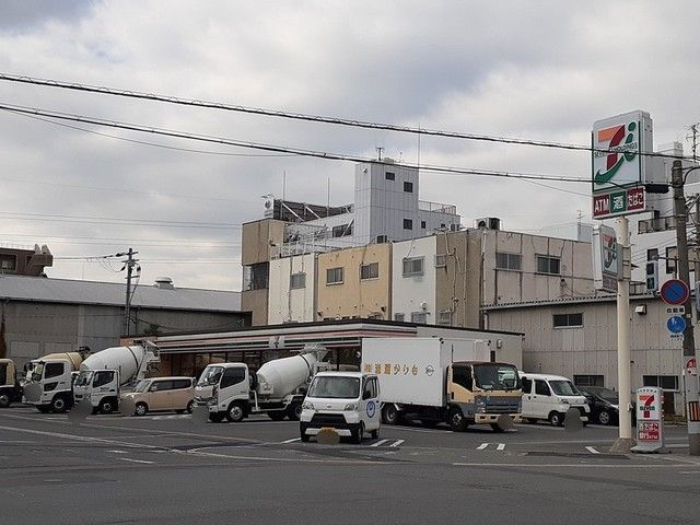 コンビニ　セブンイレブン今林4丁目店（コンビニ）まで600m