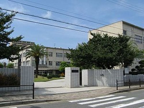 高校・高専　大阪市立淀商業高等学校（高校・高専）まで468m