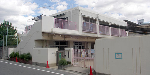 幼稚園・保育園　野里保育所（幼稚園・保育園）まで399m