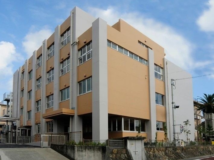 小学校　浜松市立白脇小学校（小学校）まで471m