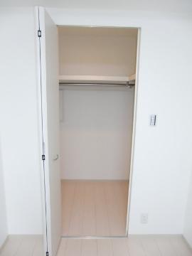 収納　ウォークインクローゼット