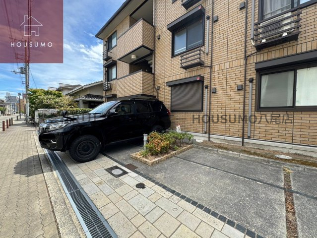 駐車場　駐車場完備です