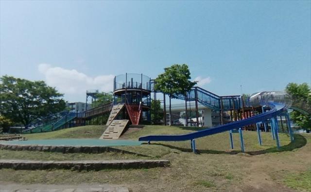 公園　蒔田公園（公園）まで473m