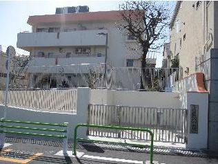幼稚園・保育園　南保育園（幼稚園・保育園）まで1613m