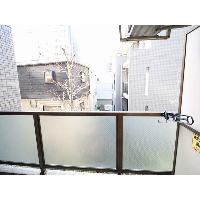 バルコニー　※別タイプのお部屋の参考写真です