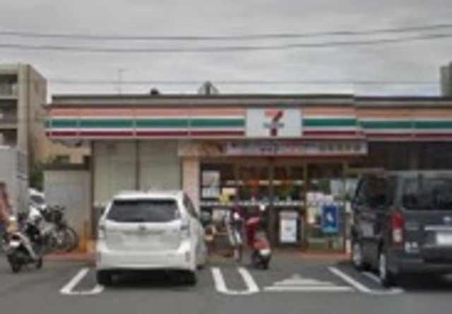 コンビニ　セブンイレブン川崎下小田中店（コンビニ）まで580m