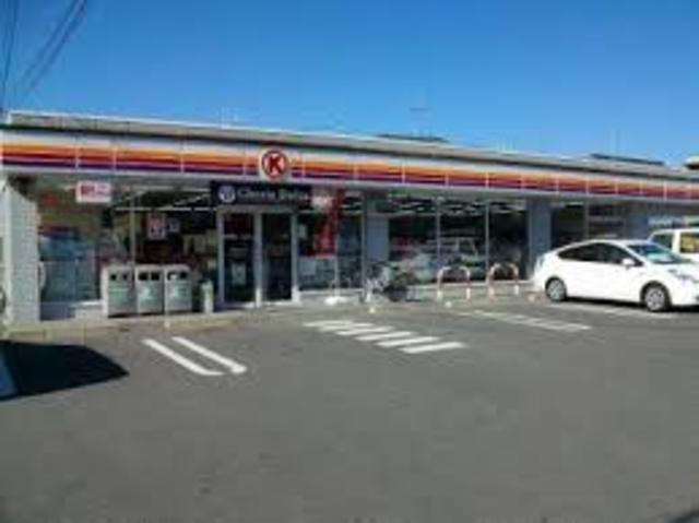 コンビニ　サークルK師団街道深草店（コンビニ）まで715m