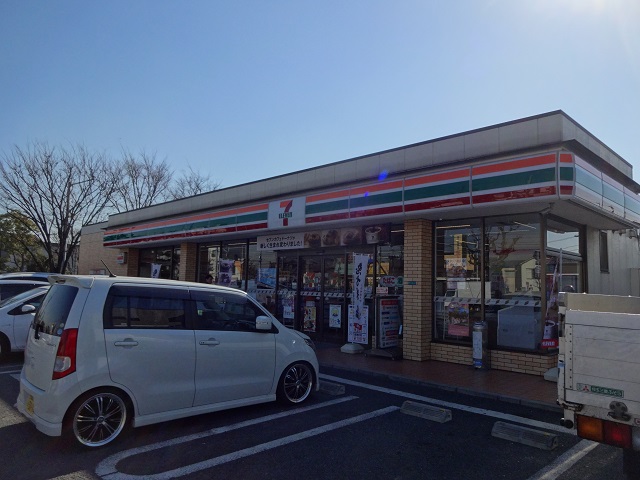 コンビニ　セブンイレブン 江戸川東葛西5丁目店（コンビニ）まで374m