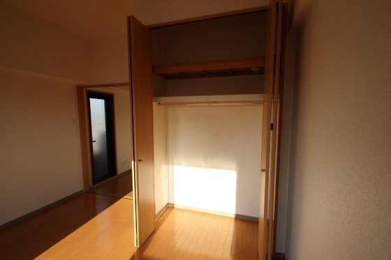 収納　※別号室の写真です