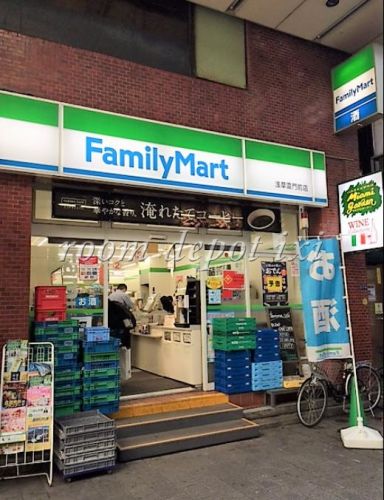 コンビニ　ファミリーマート浅草雷門前店（コンビニ）まで530m