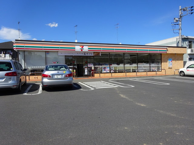 コンビニ　セブンイレブン小山神鳥谷4丁目店（コンビニ）まで1365m