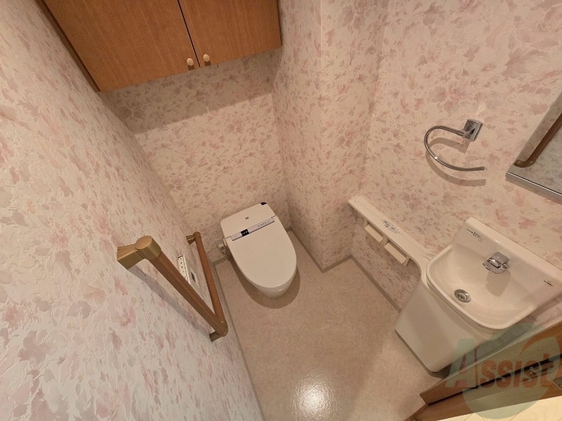 トイレ　トイレです。ウォシュレット付を探している方、おすすめです！
