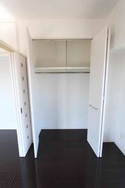 収納　同タイプの別部屋写真です。現況優先となります。