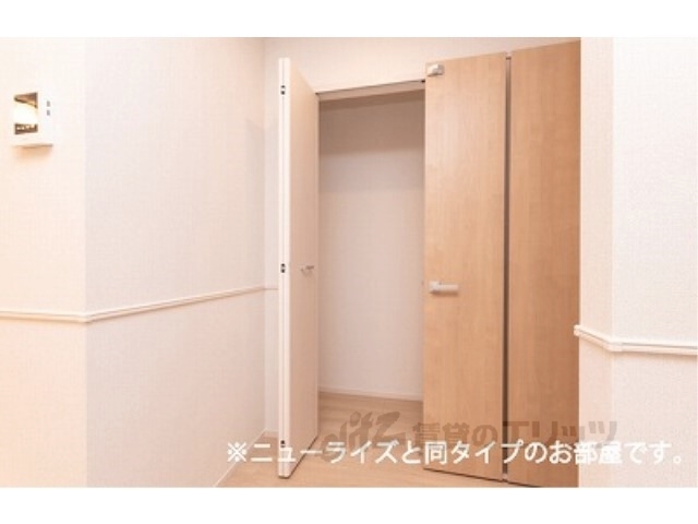 ヒカルサ仰木の里2の内装写真