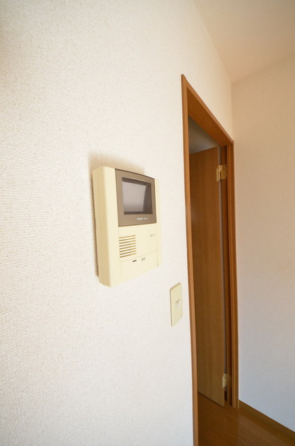 セキュリティ　★はーい、どなた★