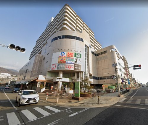 ショッピングセンター　SeLVA(セルバ) 甲南山手（ショッピングセンター）まで414m