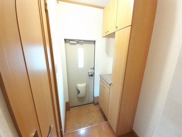 リア フォレスト サガラの玄関写真