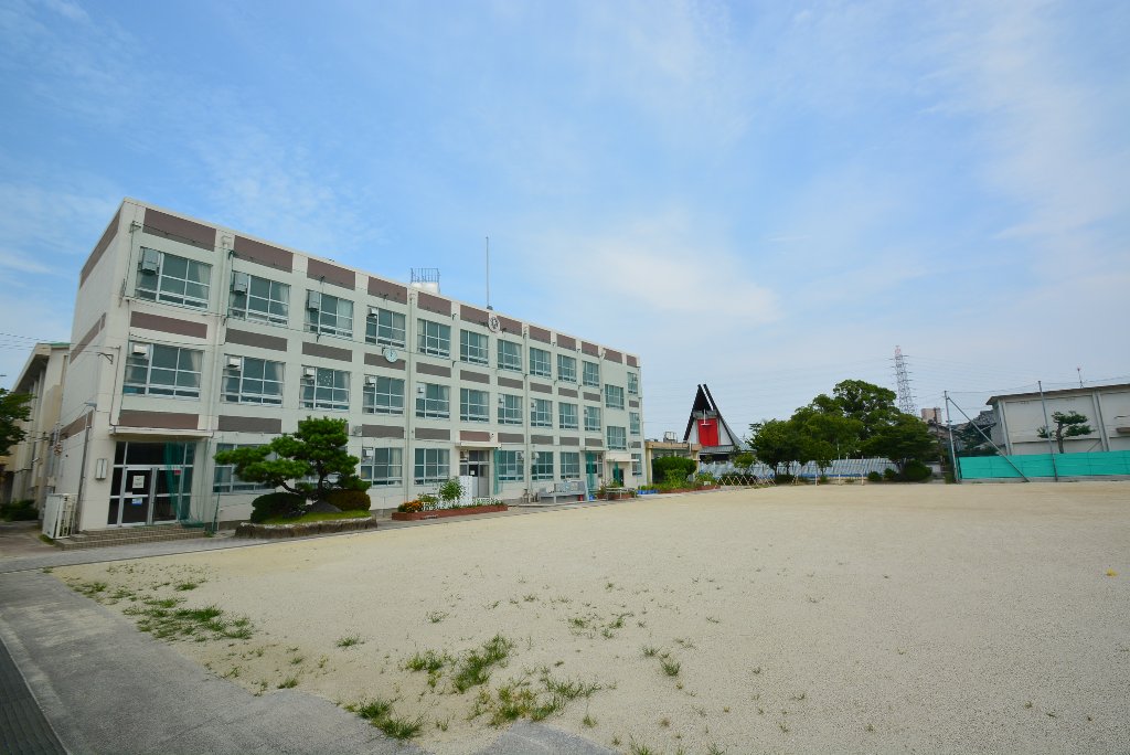 その他　名古屋市立長須賀小学校（その他）まで299m