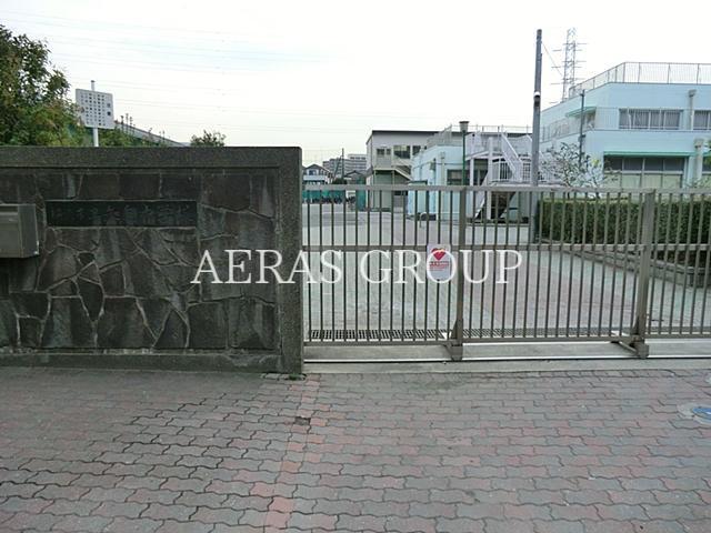 中学校　横浜市立矢向中学校（中学校）まで585m