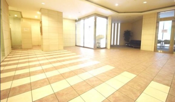 ロビー　★見学予約受付中★