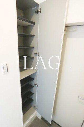 玄関　玄関です。