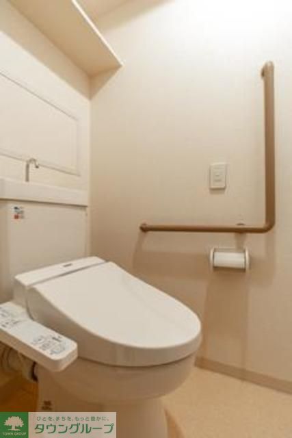 トイレ　※写真は同タイプ住戸です。